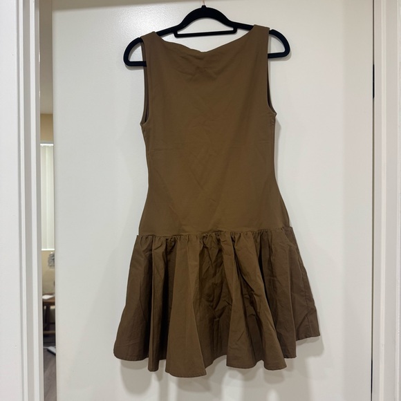 Aritzia Babaton Segment Poplin Dress Cello Brown Size Medium - Picture 4 of 12